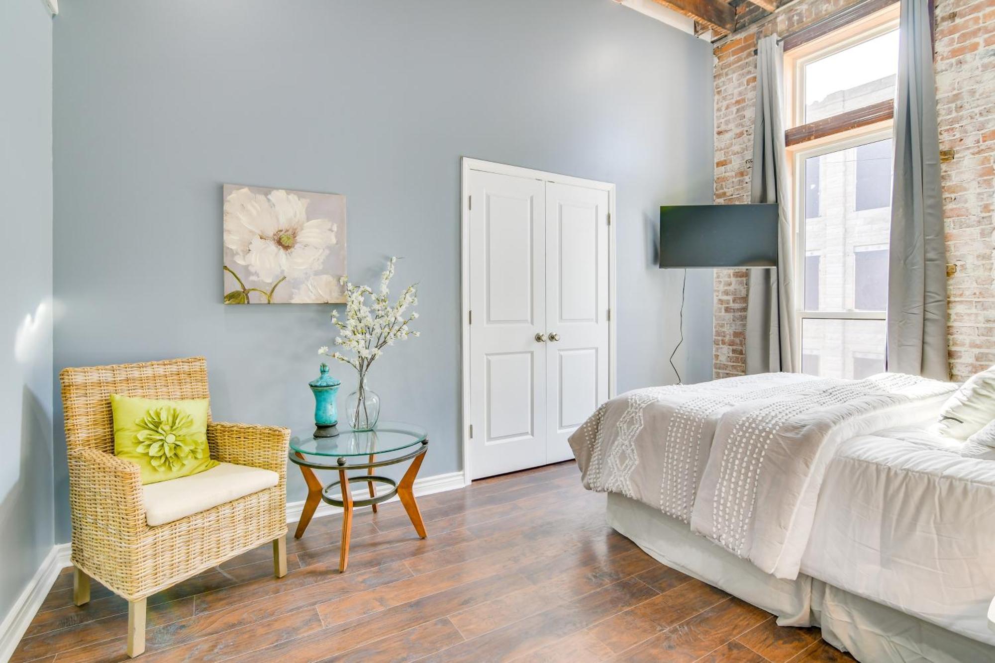 Dtwn Loft In The Heart Of Monett Pets Welcome! מראה חיצוני תמונה